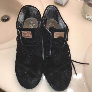Black Toms Wedges